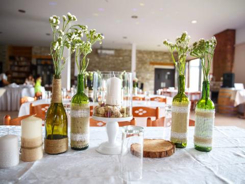 Оформление зала, свадьба на Кипре, свадьба на винодельне