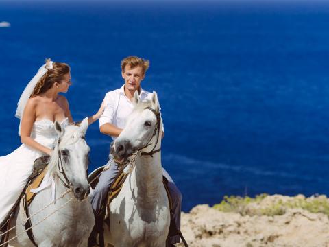 свадьба на Кипре, катание верхом